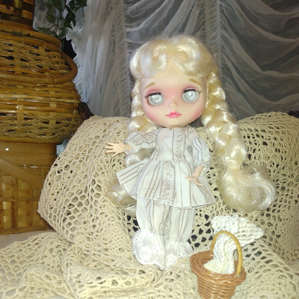 Blythe Doll